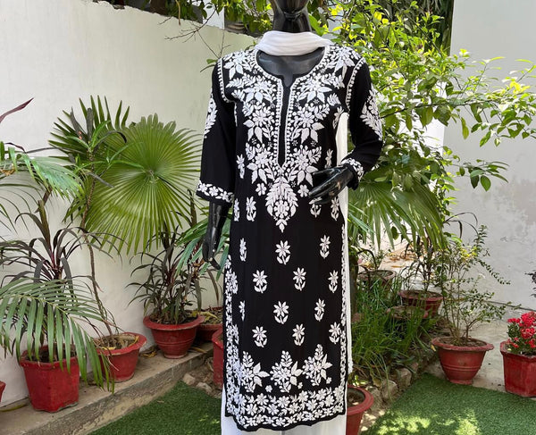 ALISHA LUCKNOWI CHIKANKARI KURTIS