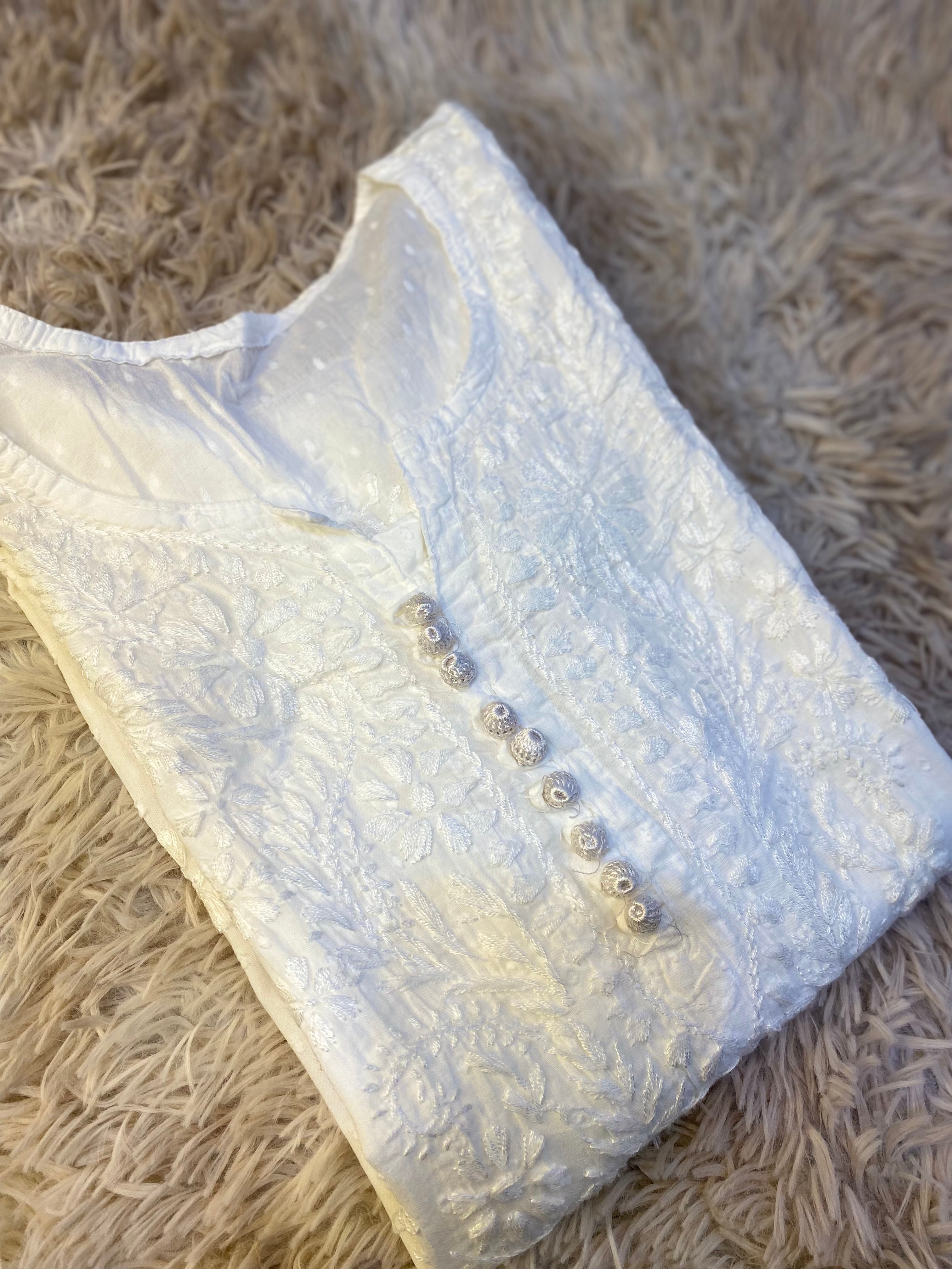 Saiyaara White Hand Chikankari Straight Kurti in Cotton Dobby with Crochet Button