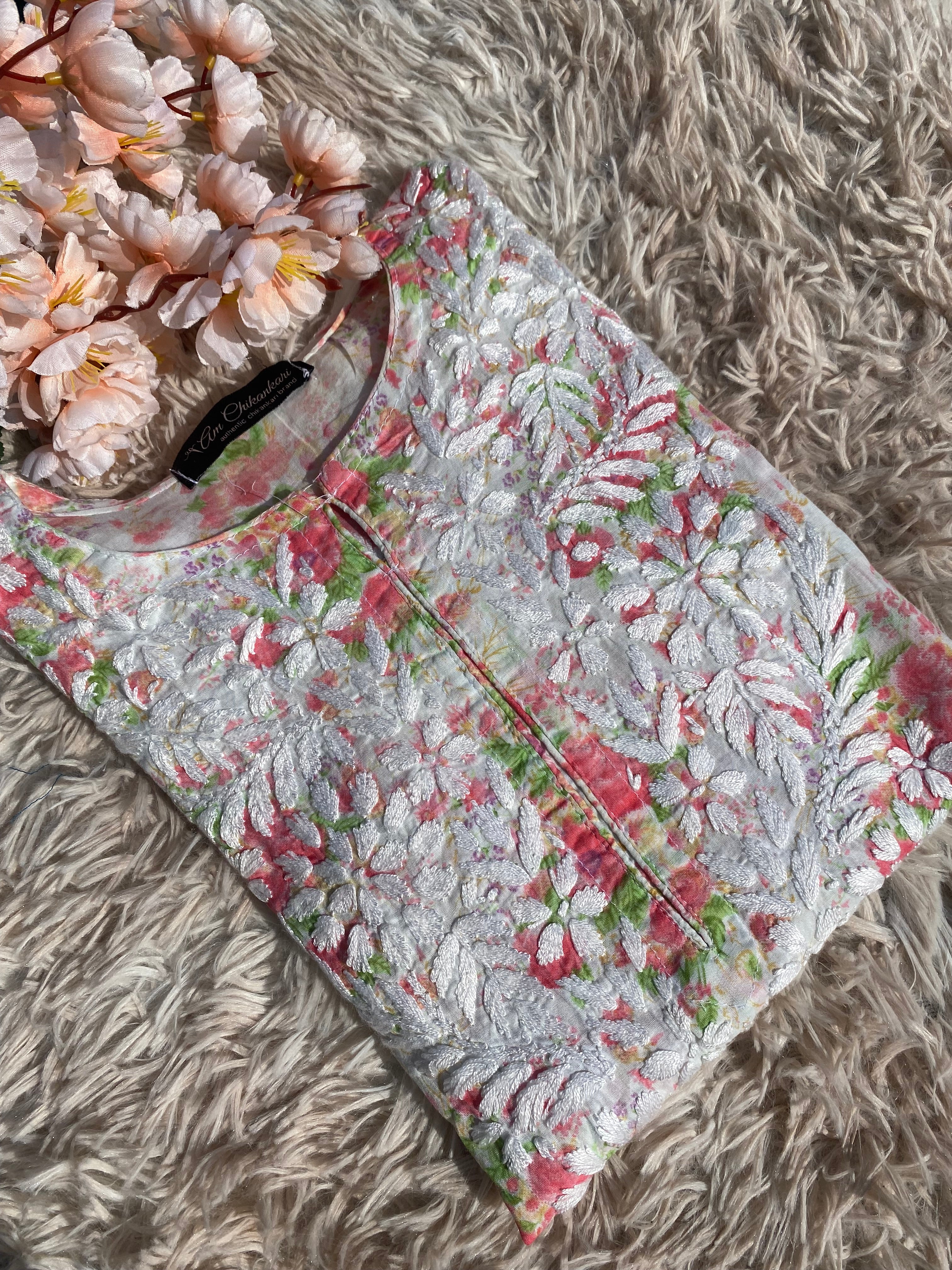 FLOWER MULMUL CHIKANKARI STRAIGHT KURTI