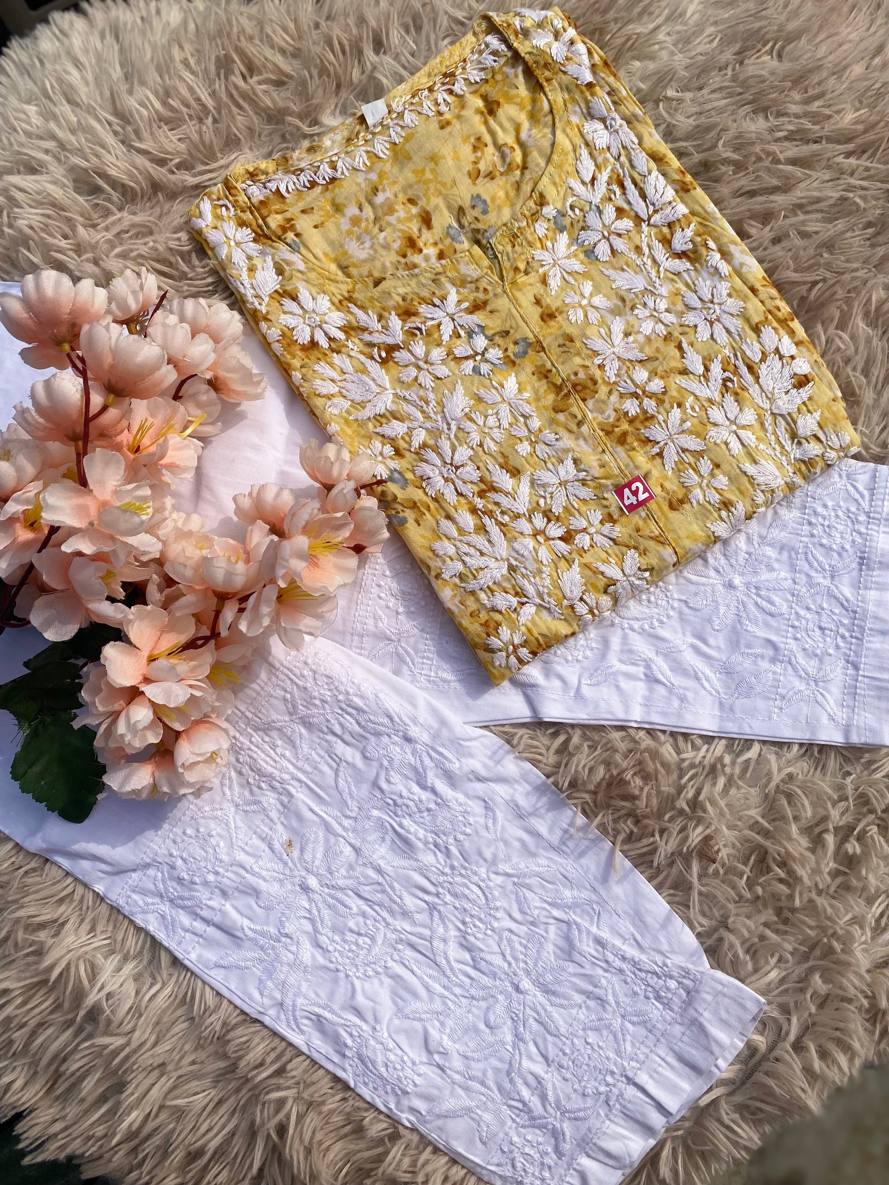 NETRA PRINTED CHIKANKARI SET