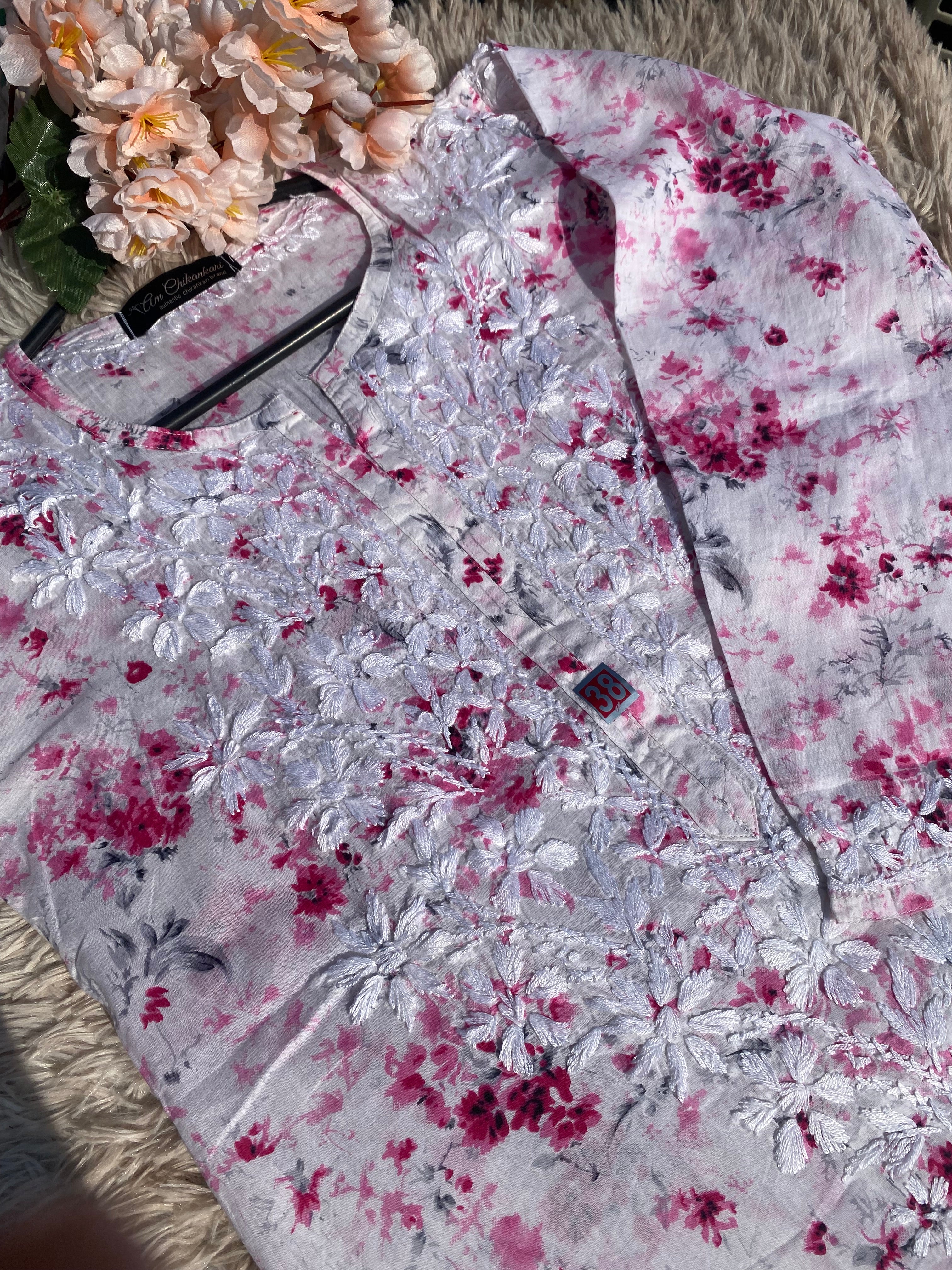 MULMUL CHIKANKARI STRAIGHT KURTI