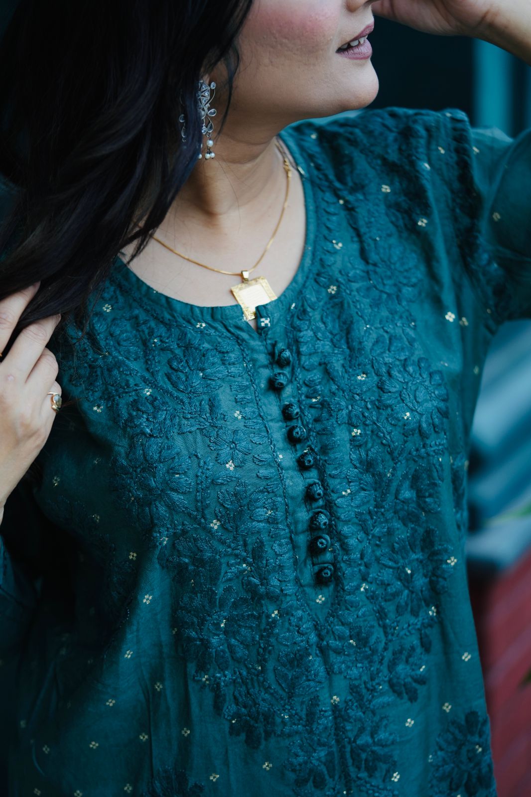 CHANDERI PREMIUM-BOTTLE GREEN CHIKANKARI SET