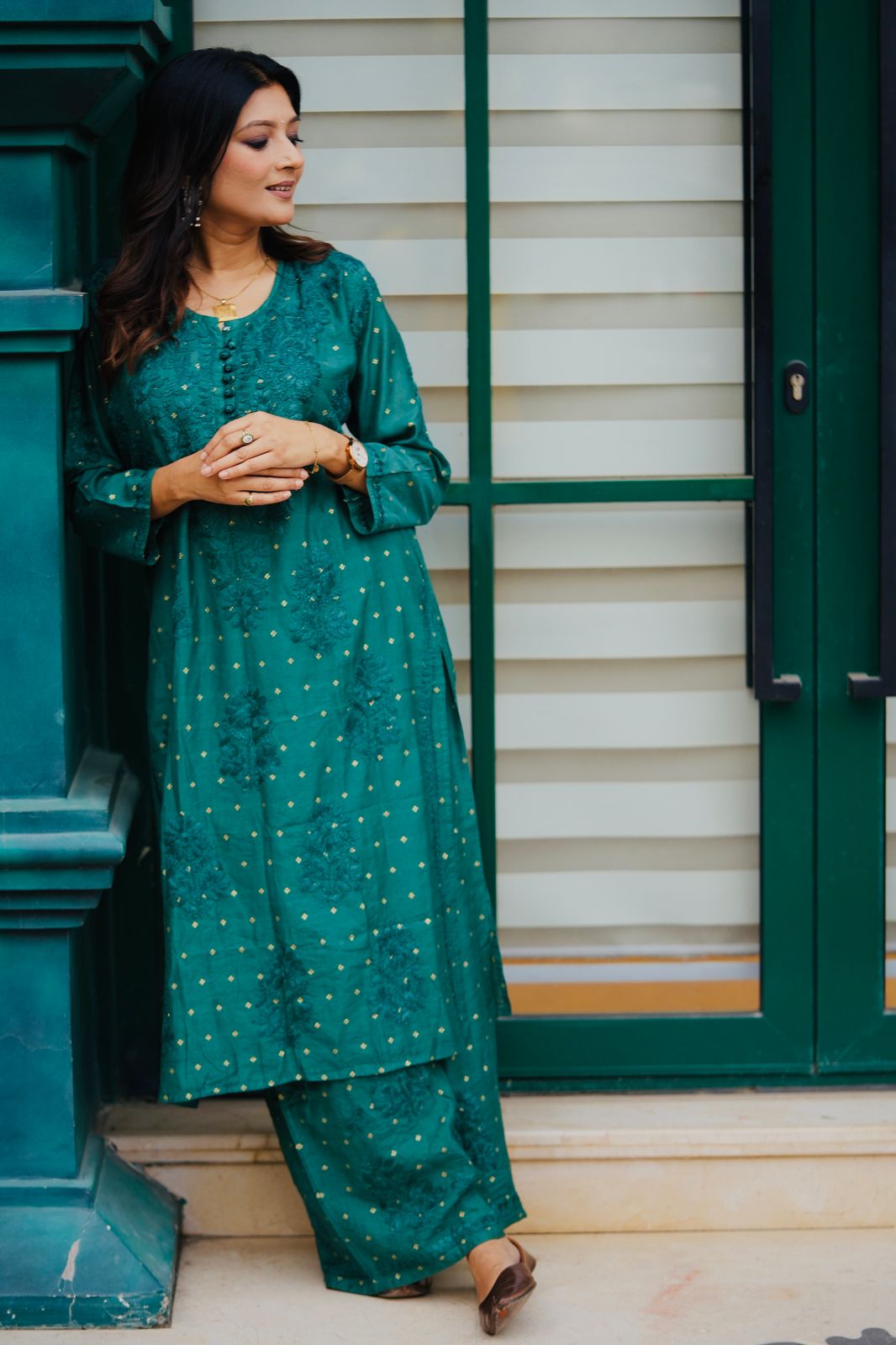 CHANDERI PREMIUM-BOTTLE GREEN CHIKANKARI SET