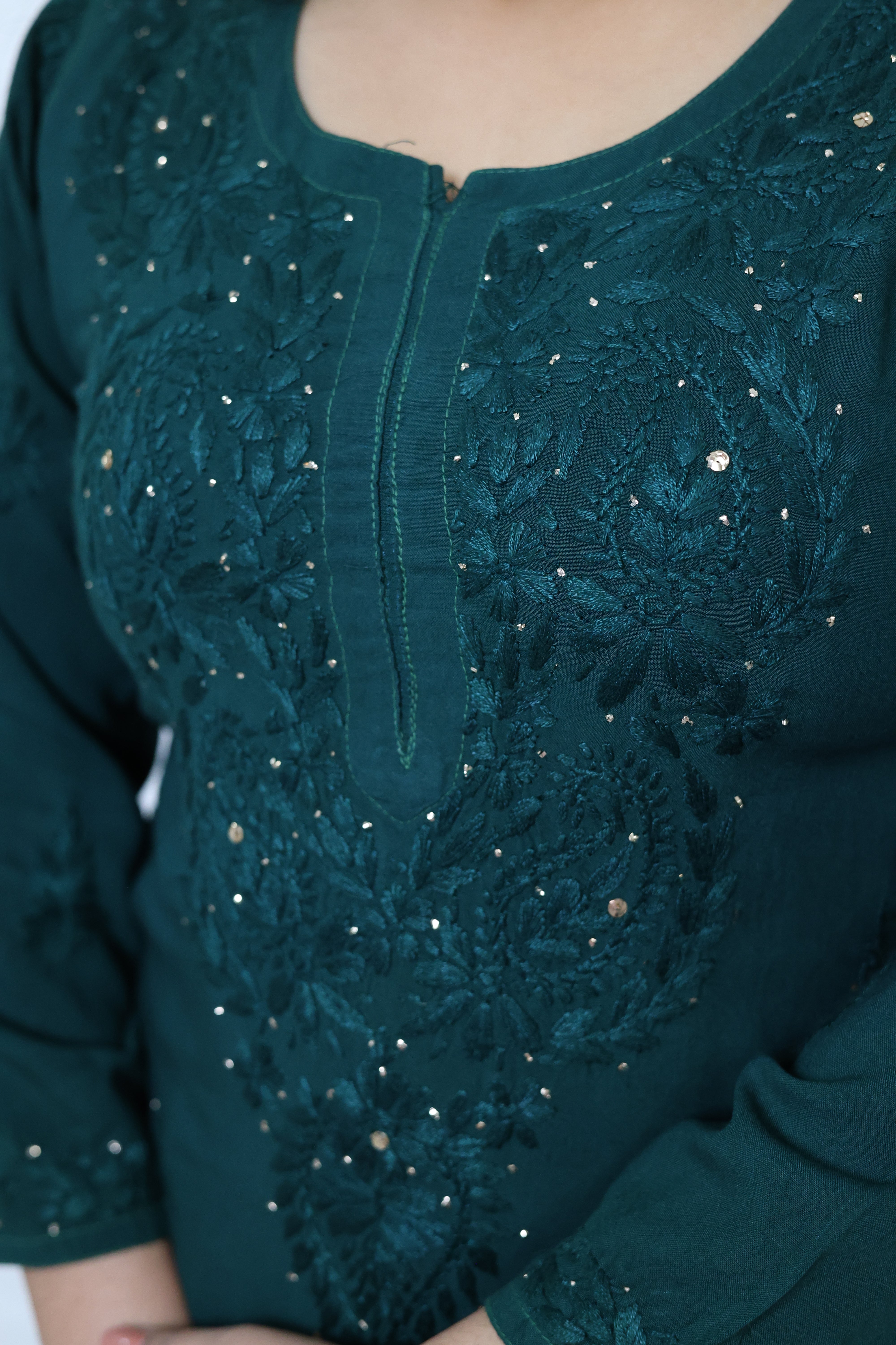 Fiza Green Rayon Mukaish Hand-Embroidered Lucknowi Chikankari Kurta Pant Set