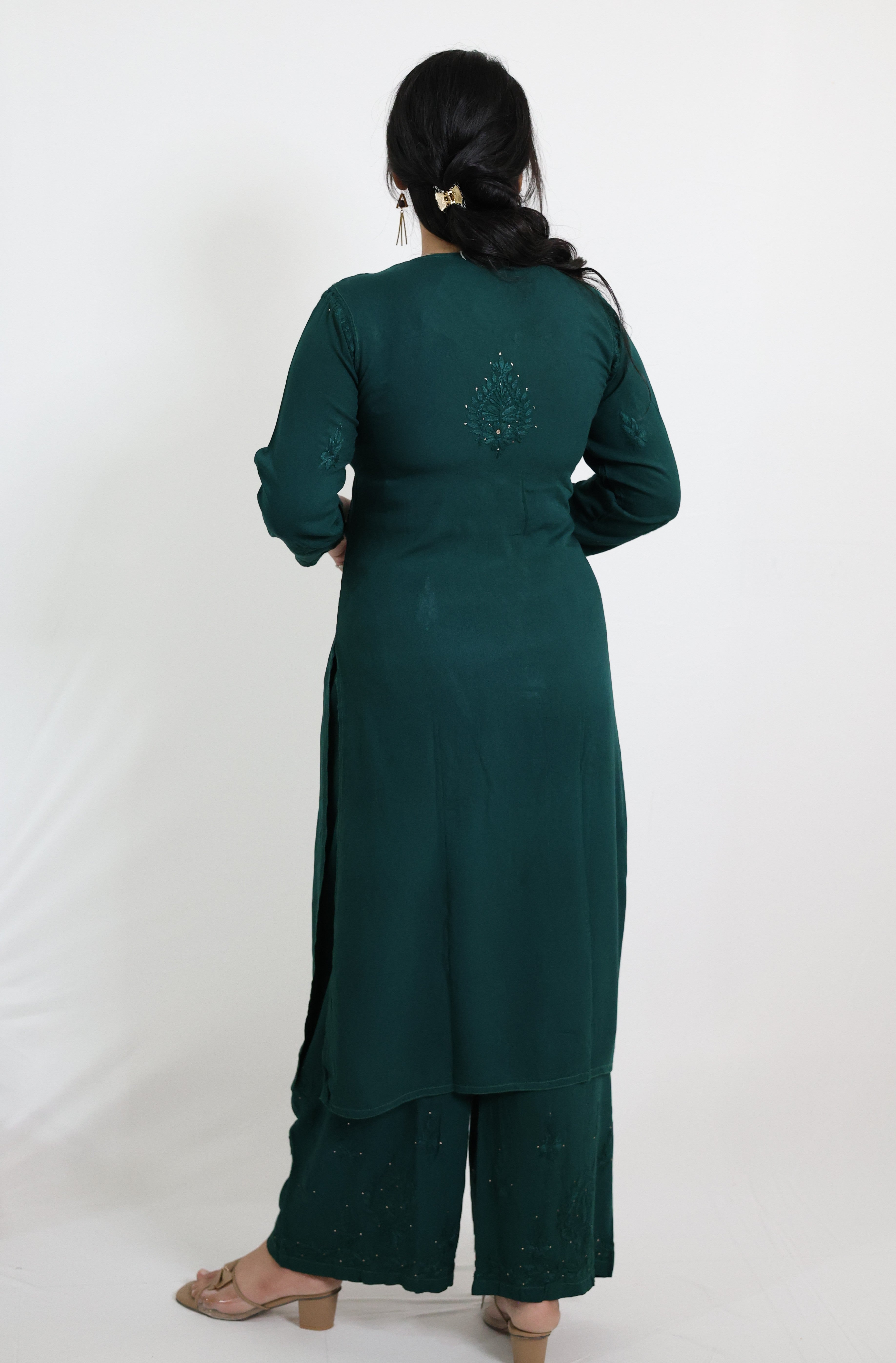 Fiza Green Rayon Mukaish Hand-Embroidered Lucknowi Chikankari Kurta Pant Set