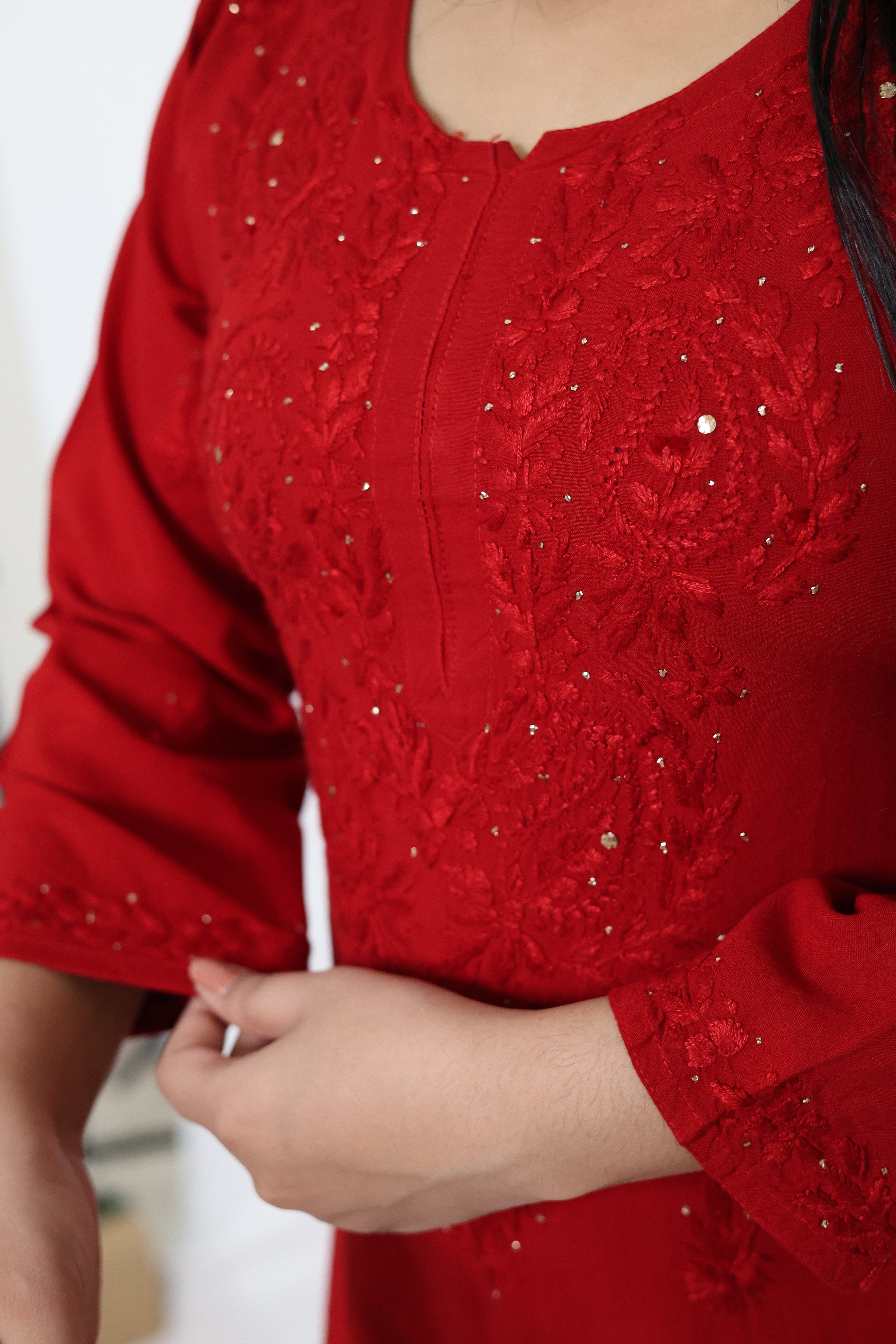 Fiza Red Rayon Mukaish Hand-Embroidered Lucknowi Chikankari Kurta Pant Set