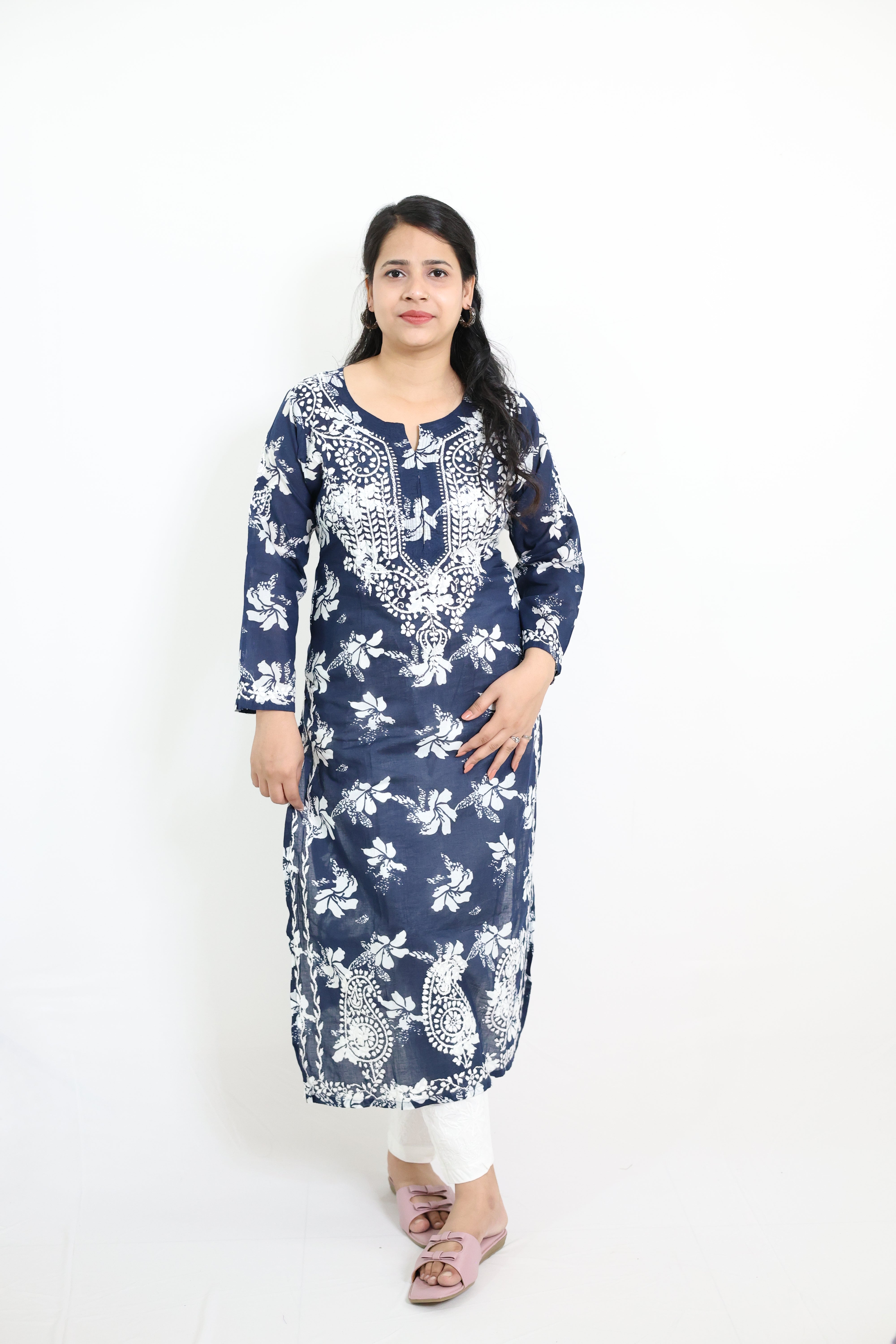 Suhana Blue Mulmul Cotton Hand-Embroidered Lucknowi Chikankari Kurti for Women